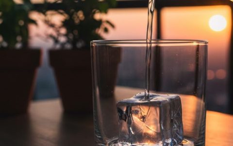 Liquid Transitions: Mastering the Coffee-to-Cocktail Pivot